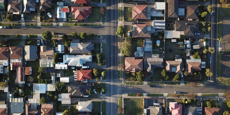If you are looking to buy a single-family home, townhouse or condominium in North Carolina, chances are good that your new home will come with a homeowners’ association, or HOA. View of neighborhood from above