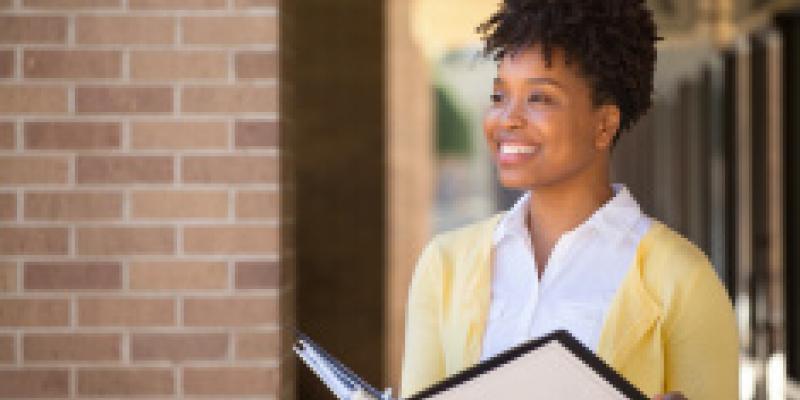 Single-Family Rentals Re-emerge Post-Recession a female renter