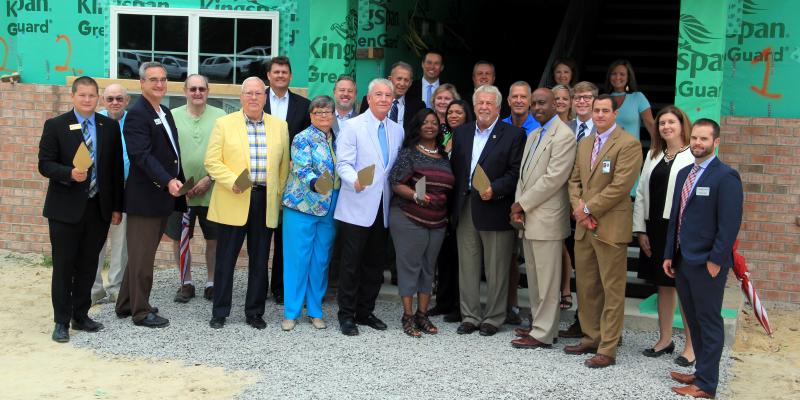 Hilma Greens Apartments group shot of attendees