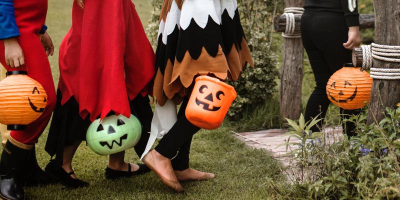Halloween trick or treaters